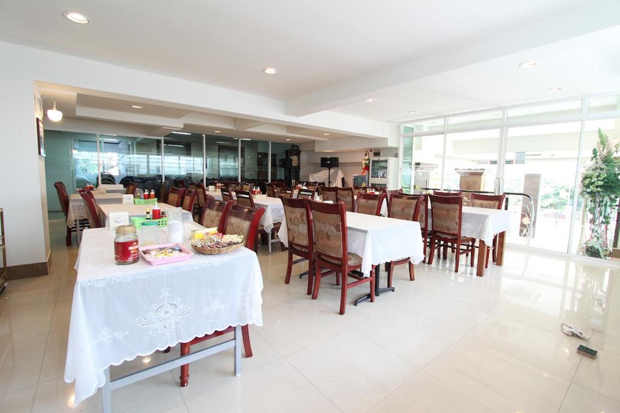 ミロフト サトーン ホテル【SHA Plus+認定】 バンコク都 エクステリア 写真 The dining room