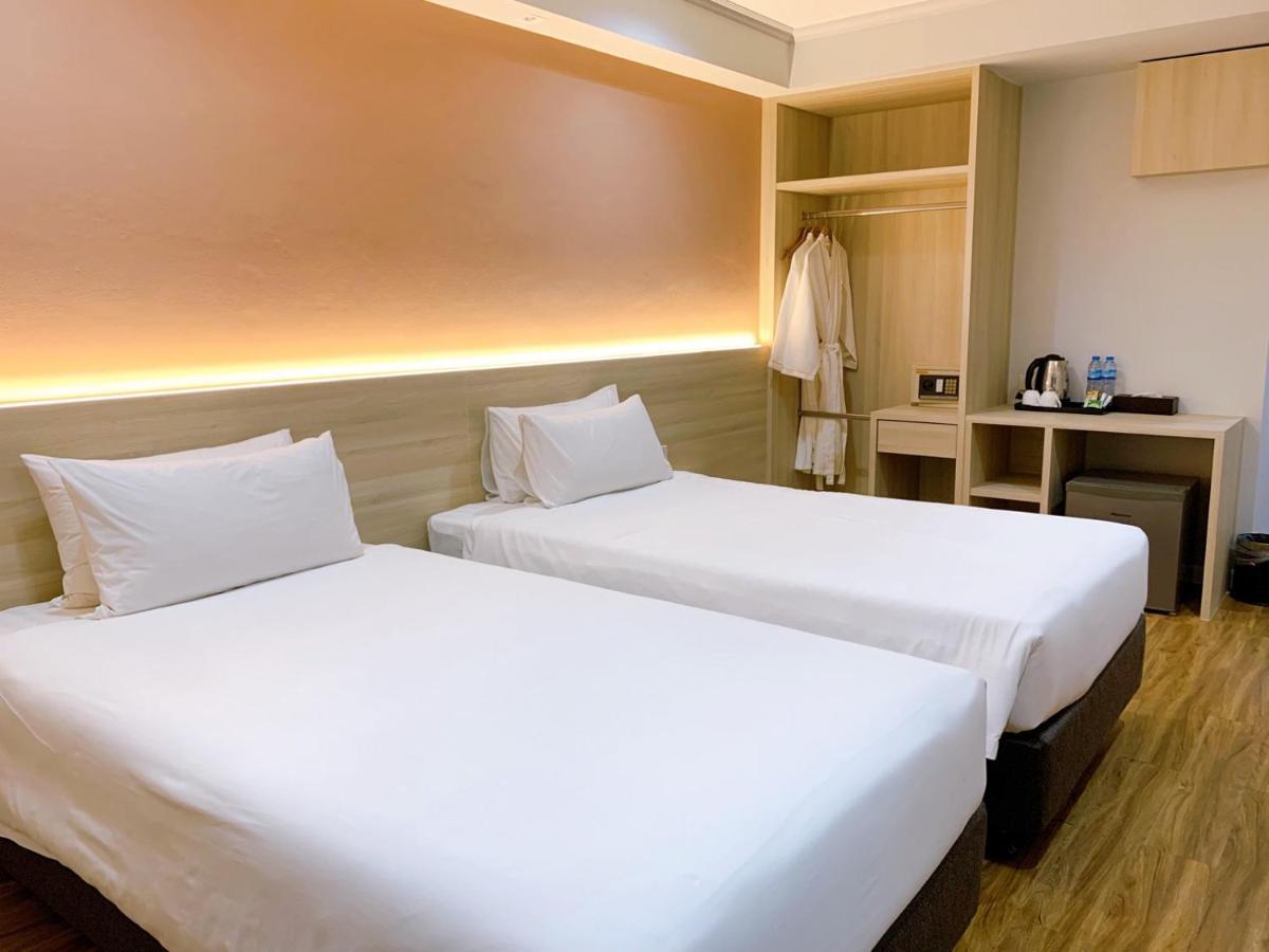 ミロフト サトーン ホテル【SHA Plus+認定】 バンコク都 エクステリア 写真 Deluxe Twin Room